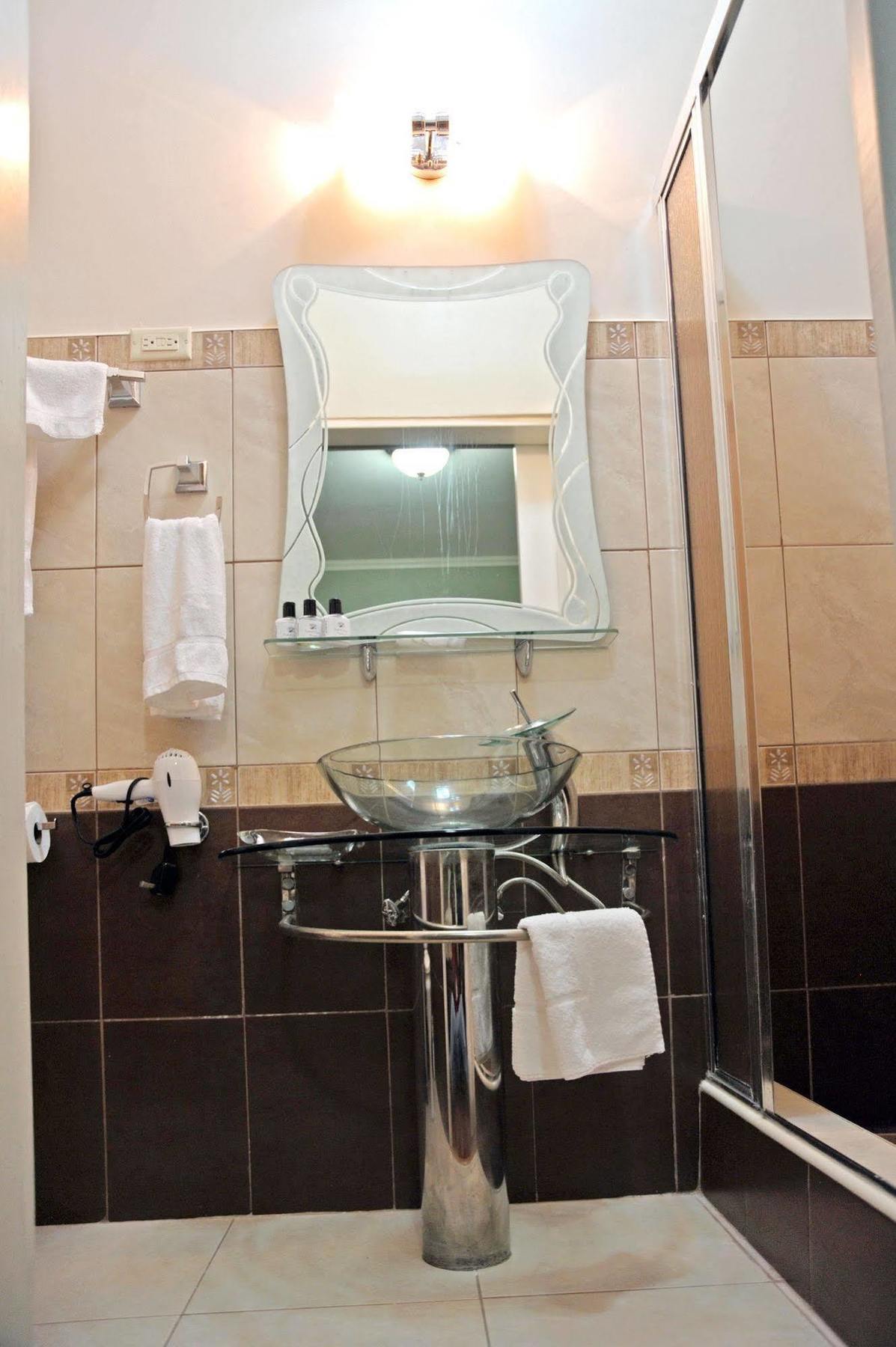 Culture Crossroads Inn Port of Spain Екстериор снимка