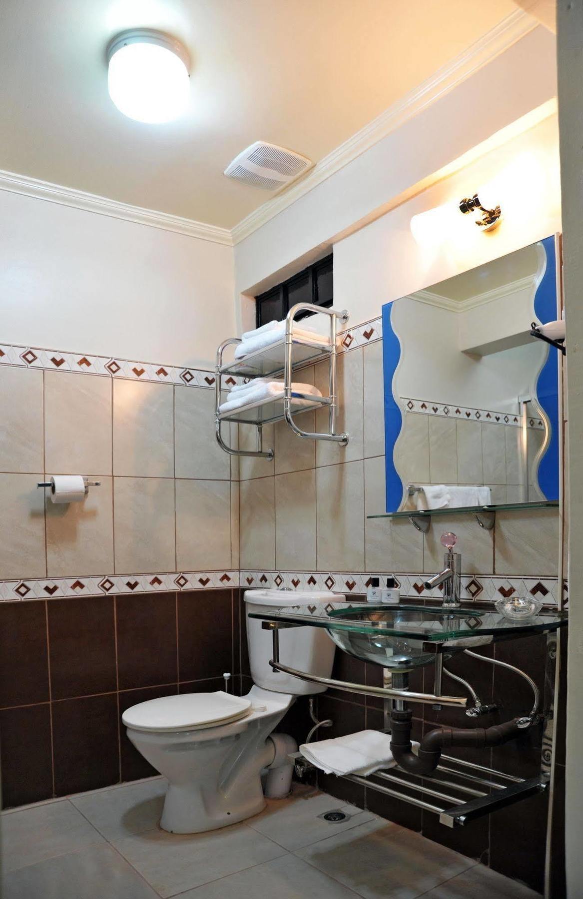 Culture Crossroads Inn Port of Spain Екстериор снимка