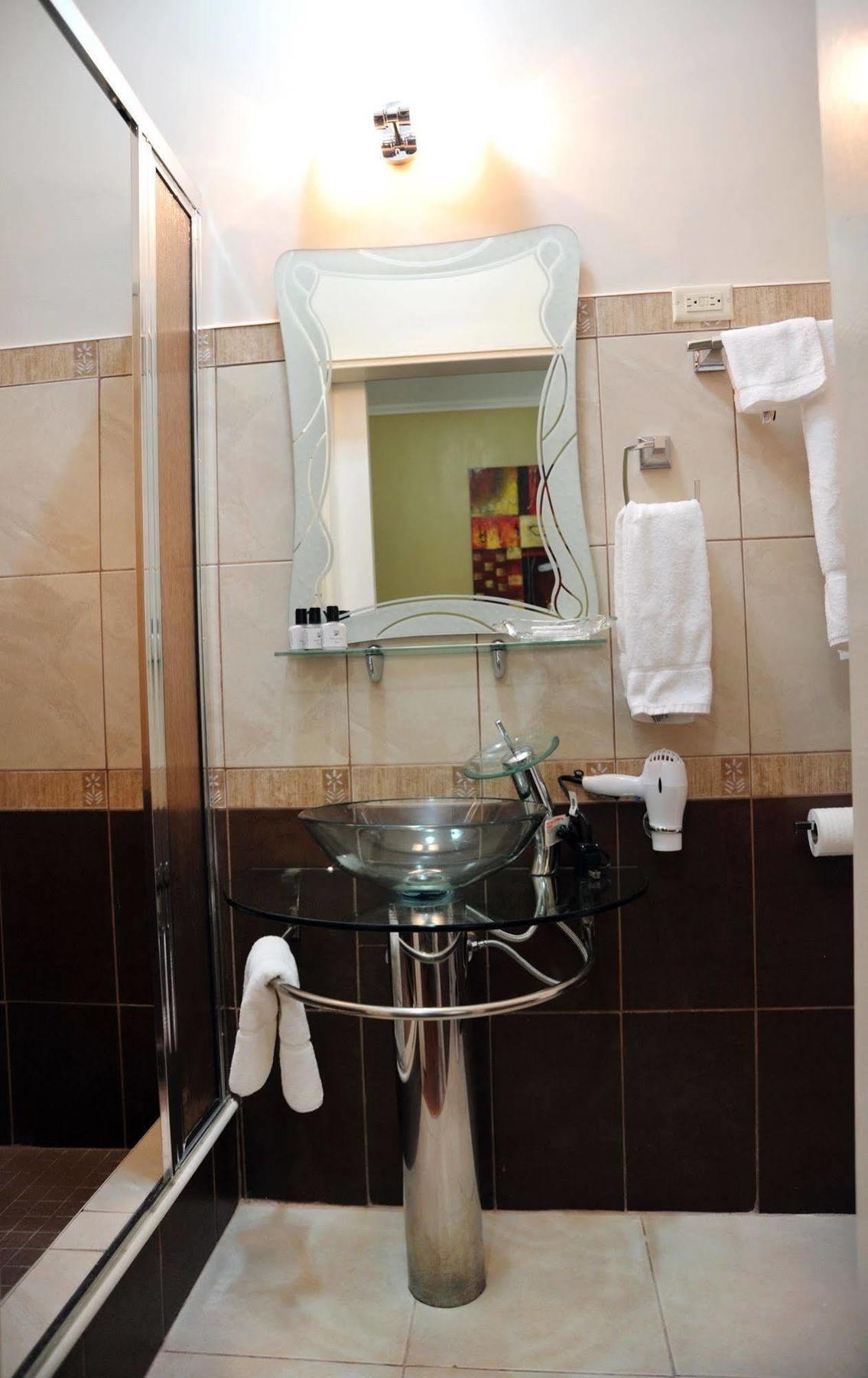 Culture Crossroads Inn Port of Spain Екстериор снимка